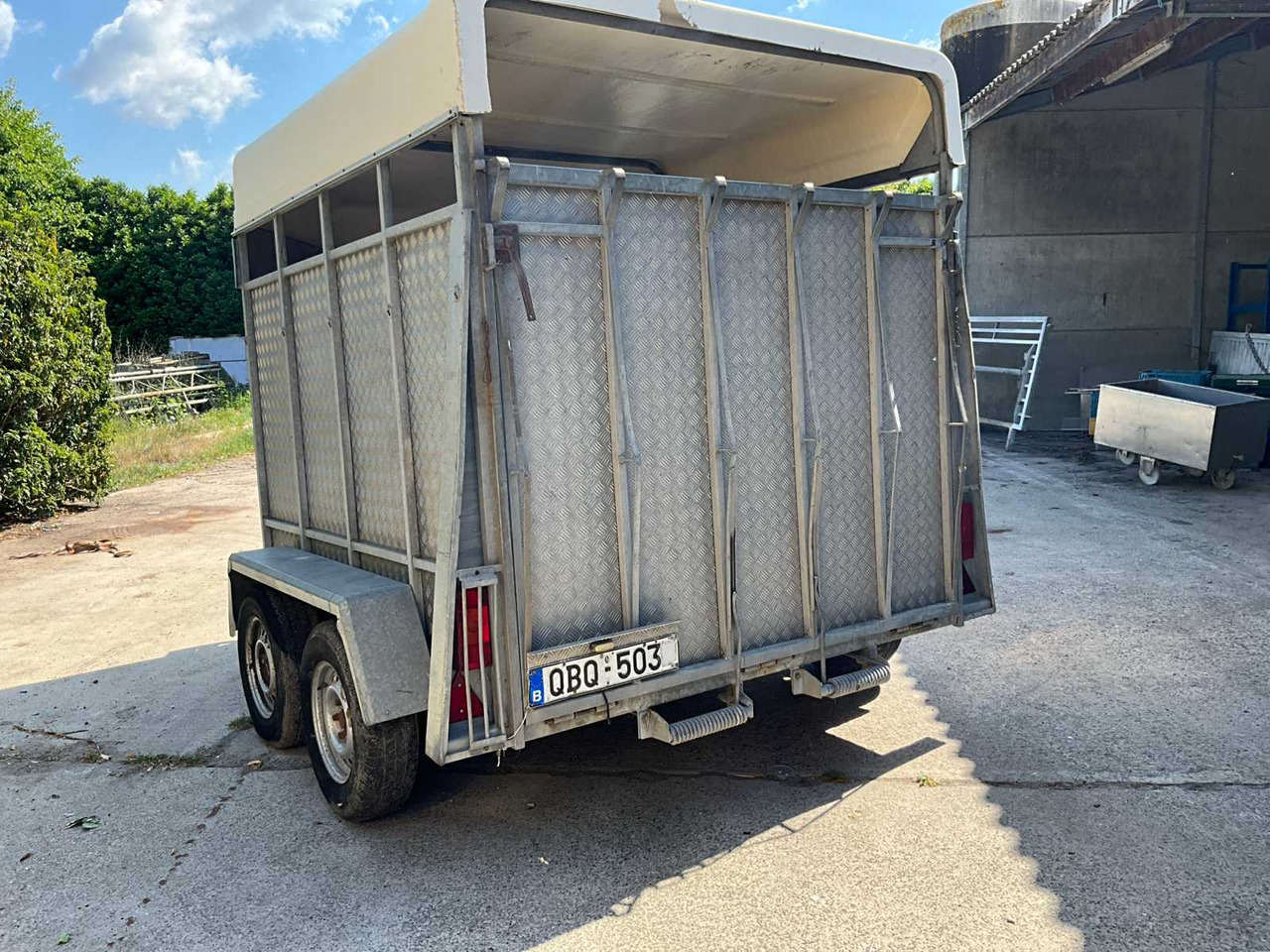 TACK - L-2700-2 - 2004 - ANIMAL TRAILER - Remorcă: Foto 3 TACK - L-2700-2 - 2004 - ANIMAL TRAILER - Remorcă: Foto 3