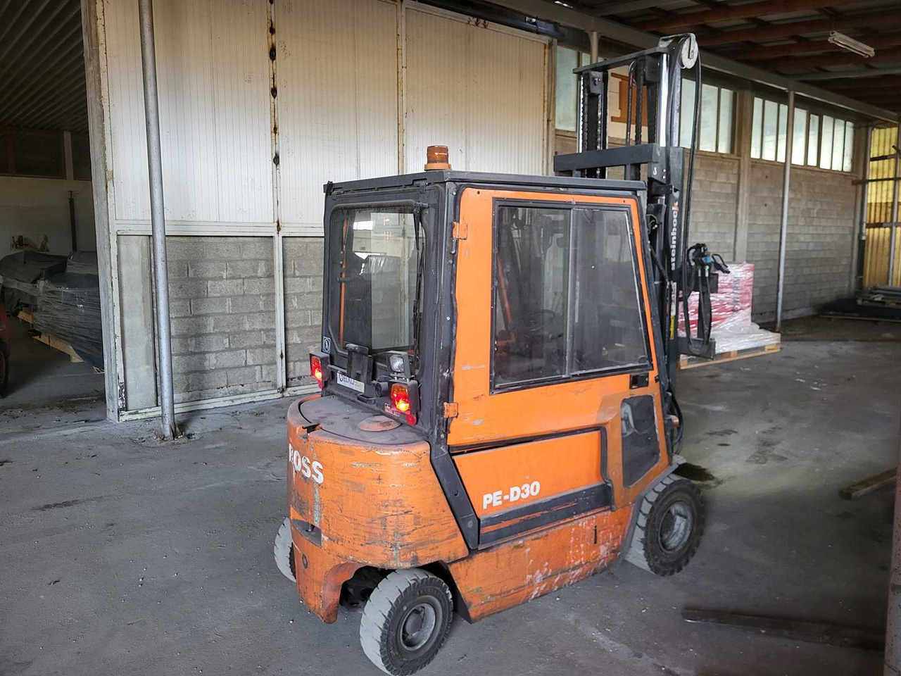 STEINBOCK BOSS - PE-D 30-70 - FORKLIFT TRUCKS - 2000 - Motostivuitor: Foto 2 STEINBOCK BOSS - PE-D 30-70 - FORKLIFT TRUCKS - 2000 - Motostivuitor: Foto 2