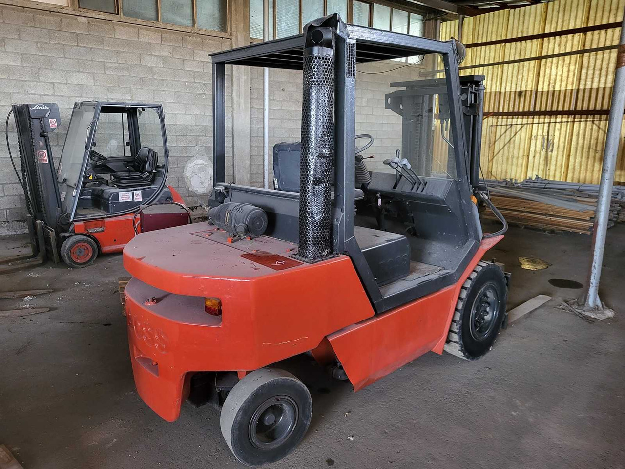 STEINBOCK BOSS - SH40.5/MK5A-2 - FORKLIFT TRUCKS - 1994 - Motostivuitor: Foto 3 STEINBOCK BOSS - SH40.5/MK5A-2 - FORKLIFT TRUCKS - 1994 - Motostivuitor: Foto 3