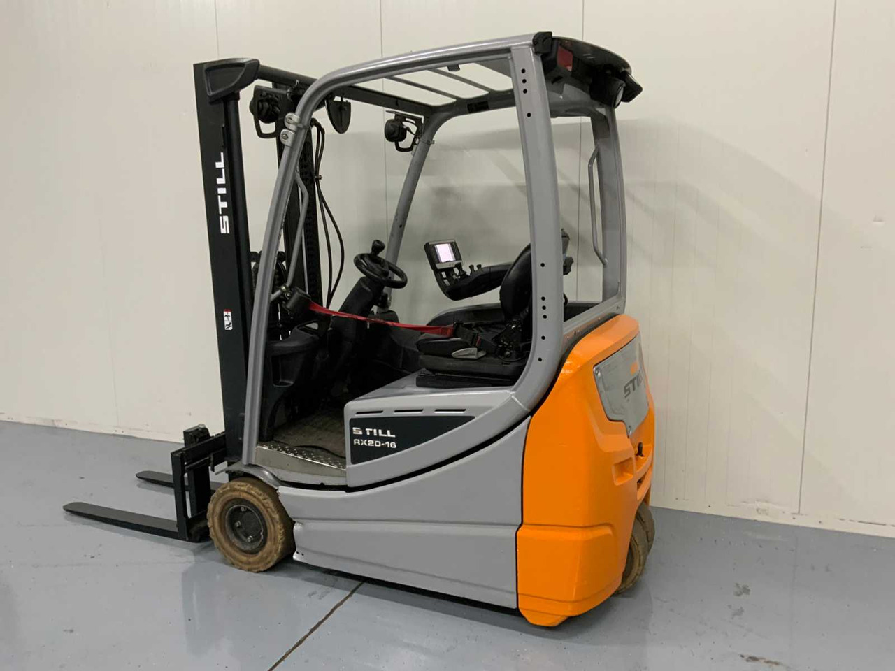 STILL RX 20-16 FORKLIFT, SIDE-SHIFT, BLUESPOT, 2019 FORKLIFT - Motostivuitor: Foto 3 STILL RX 20-16 FORKLIFT, SIDE-SHIFT, BLUESPOT, 2019 FORKLIFT - Motostivuitor: Foto 3