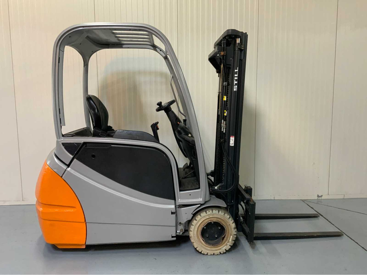 STILL RX20-20 - 4.3 METER TRIPLEX, FREE-LIFT, SIDE-SHIFT - FORKLIFT BJ. 2015 - Motostivuitor: Foto 5 STILL RX20-20 - 4.3 METER TRIPLEX, FREE-LIFT, SIDE-SHIFT - FORKLIFT BJ. 2015 - Motostivuitor: Foto 5