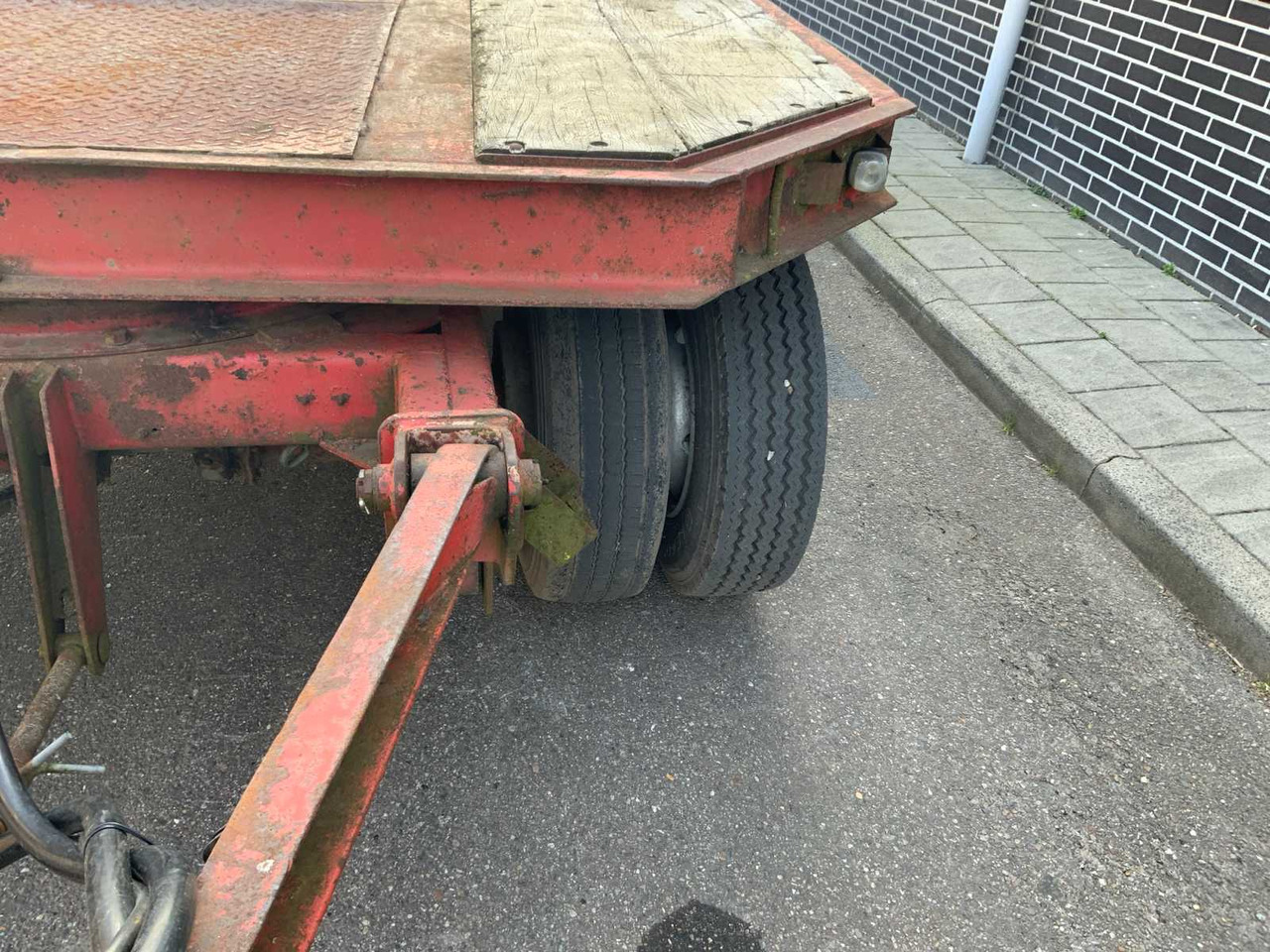 Semiremorcă 1999 KRÖGER NUTZFAHRZEUGE 3-AXLE RAMP: Foto 9 Semiremorcă 1999 KRÖGER NUTZFAHRZEUGE 3-AXLE RAMP: Foto 9