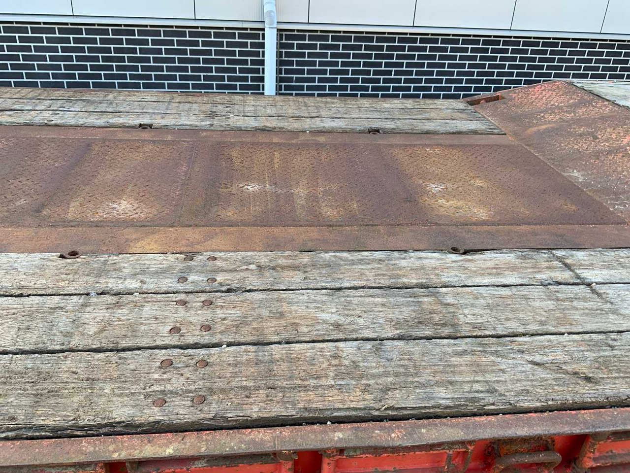 Semiremorcă 1999 KRÖGER NUTZFAHRZEUGE 3-AXLE RAMP: Foto 14 Semiremorcă 1999 KRÖGER NUTZFAHRZEUGE 3-AXLE RAMP: Foto 14