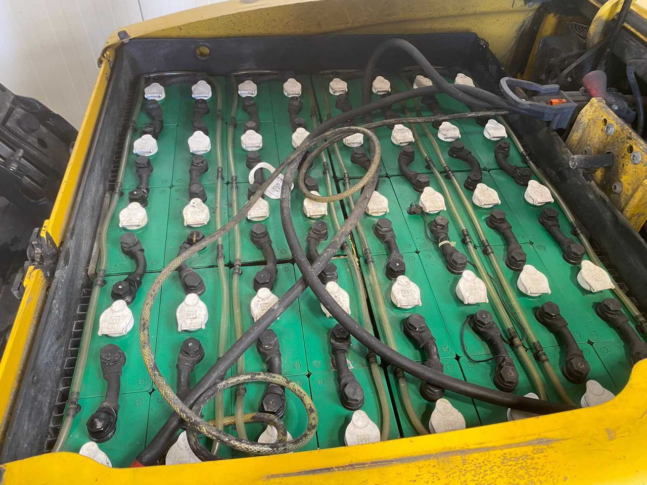 YALE - 2013 - ERP 35 VL - FORKLIFT TRIPLEX - FREELIFT - SIDESHIFT - Motostivuitor: Foto 5 YALE - 2013 - ERP 35 VL - FORKLIFT TRIPLEX - FREELIFT - SIDESHIFT - Motostivuitor: Foto 5