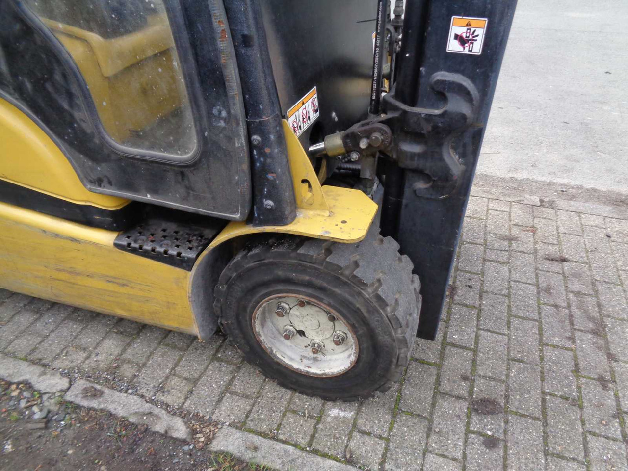 YALE ERP 30 VL ELECTRIC FORKLIFT, YALE-ERP 30 VL - Motostivuitor: Foto 2 YALE ERP 30 VL ELECTRIC FORKLIFT, YALE-ERP 30 VL - Motostivuitor: Foto 2