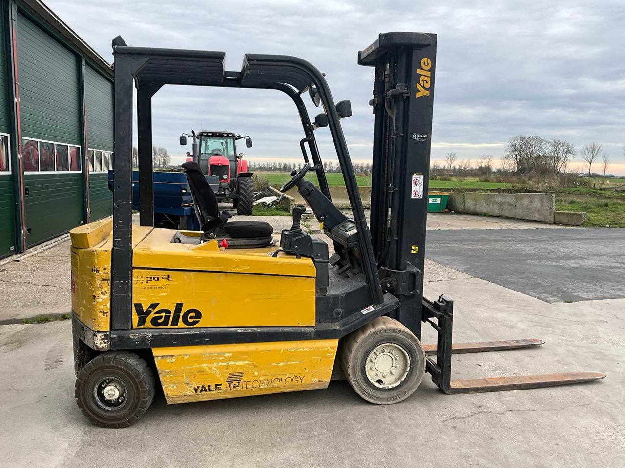 YALE ERP 30ALF FORKLIFT - Motostivuitor: Foto 5 YALE ERP 30ALF FORKLIFT - Motostivuitor: Foto 5