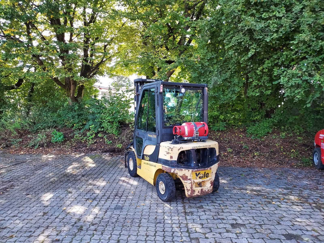 YALE GLP25VX V2420 FORKLIFT - Motostivuitor: Foto 3 YALE GLP25VX V2420 FORKLIFT - Motostivuitor: Foto 3