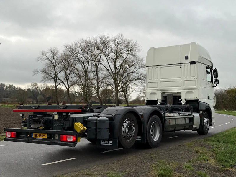 DAF XF 480 XF480. 10-2021 - Camion şasiu: Foto 4 DAF XF 480 XF480. 10-2021 - Camion şasiu: Foto 4