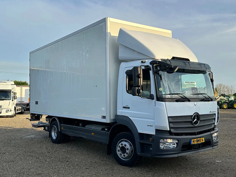 Mercedes-Benz Atego ATEGO1218 GEISOLEERDE OPBOUW 620x247x260! 2000kg Laadklep. - Camion furgon: Foto 2 Mercedes-Benz Atego ATEGO1218 GEISOLEERDE OPBOUW 620x247x260! 2000kg Laadklep. - Camion furgon: Foto 2