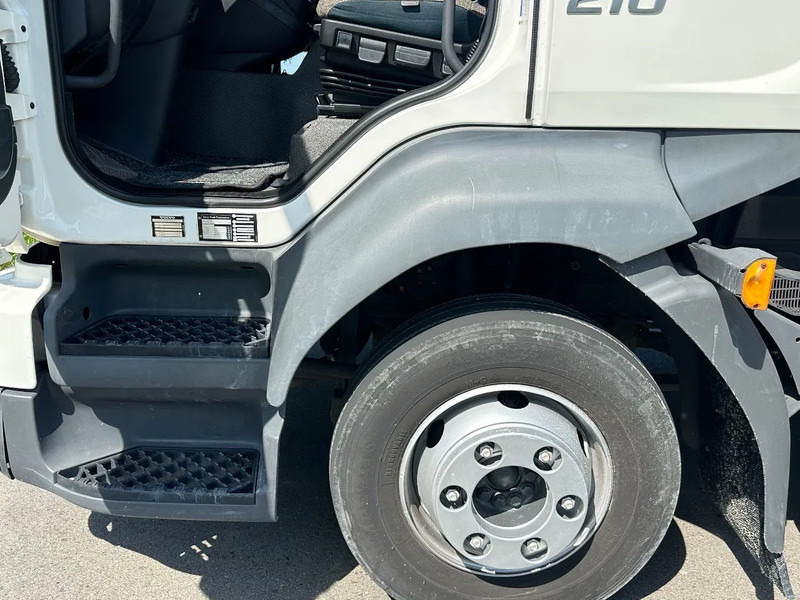 Volvo FL 210.12 EURO6 - Camion furgon: Foto 5 Volvo FL 210.12 EURO6 - Camion furgon: Foto 5