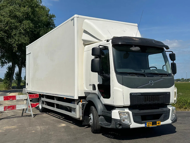 Volvo FL 210.12 EURO6 - Camion furgon: Foto 2 Volvo FL 210.12 EURO6 - Camion furgon: Foto 2