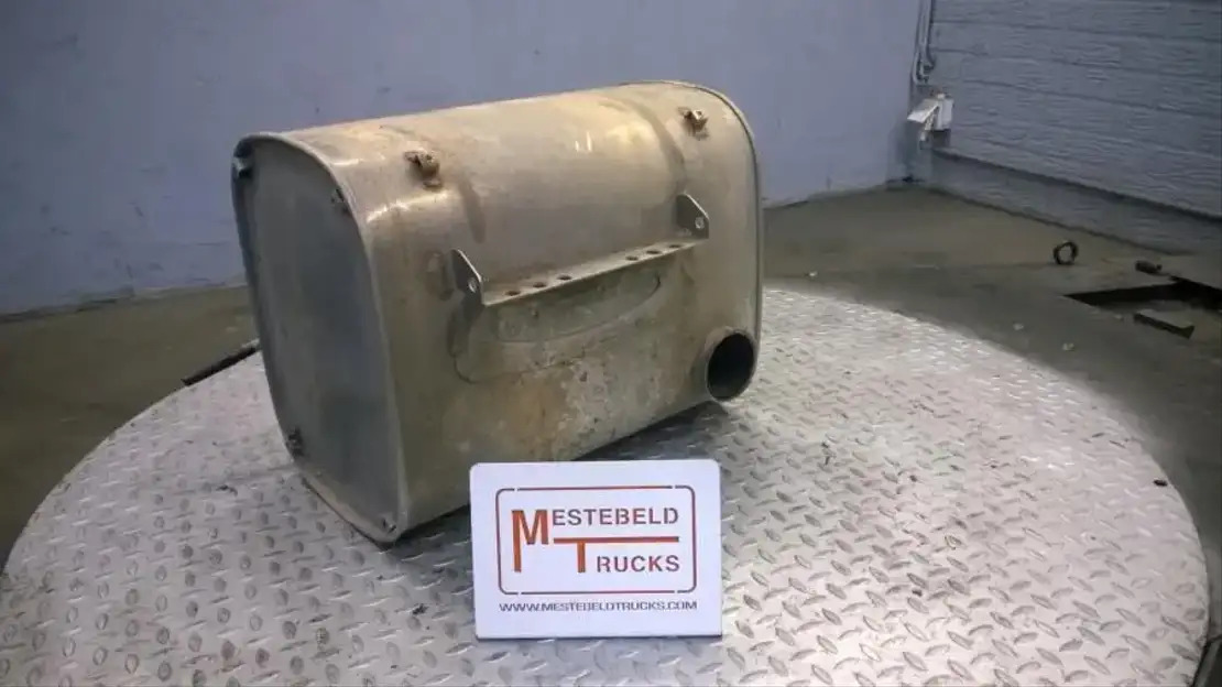 Iveco Katalysator - Sistem de evacuare pentru Camion: Foto 1 Iveco Katalysator - Sistem de evacuare pentru Camion: Foto 1