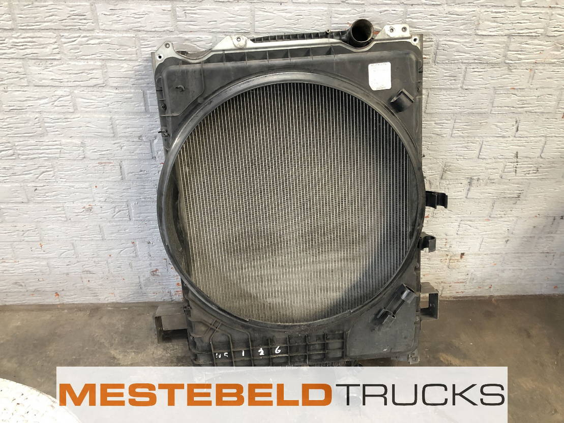 Volvo Radiateur - Radiator pentru Camion: Foto 1 Volvo Radiateur - Radiator pentru Camion: Foto 1