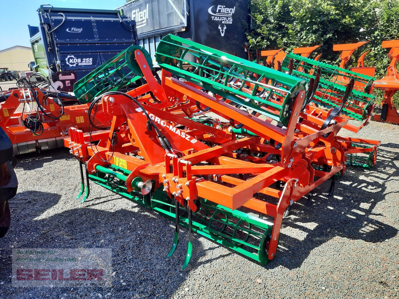 Agro-Masz AU 50 5m - Maşină pentru prelucrarea solului: Foto 2 Agro-Masz AU 50 5m - Maşină pentru prelucrarea solului: Foto 2