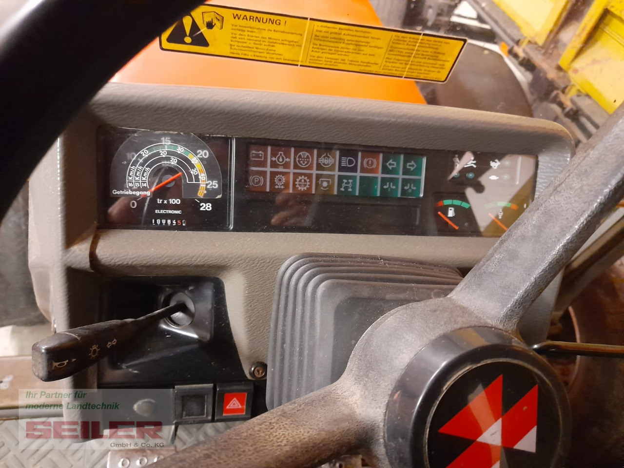 Tractor agricol Massey Ferguson 3085 Euro-Line: Foto 10 Tractor agricol Massey Ferguson 3085 Euro-Line: Foto 10