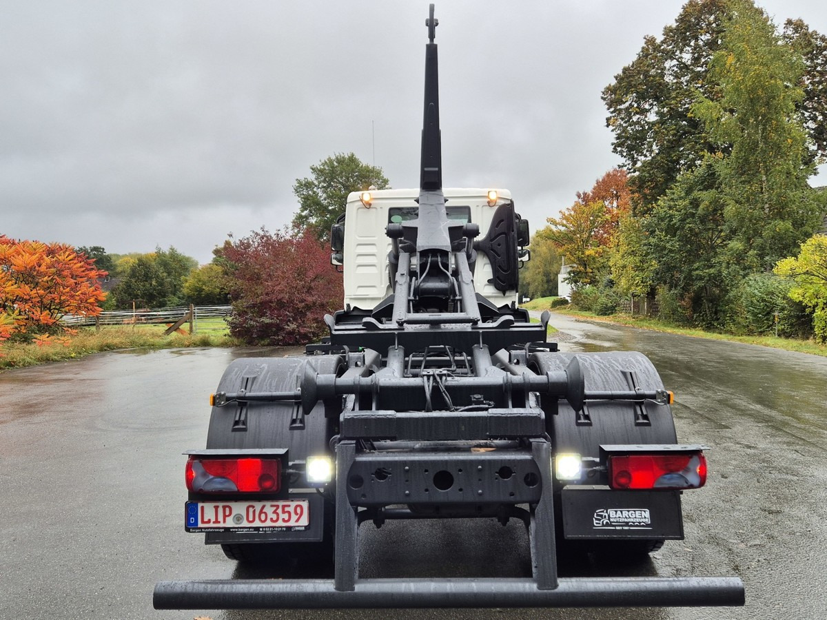 MAN TGM 18.320 BL 4x2 Abrollkipper Automatik - Camion cu macara, Camion platformă: Foto 2 MAN TGM 18.320 BL 4x2 Abrollkipper Automatik - Camion cu macara, Camion platformă: Foto 2