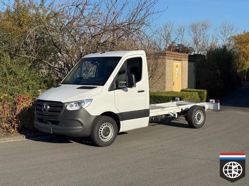 Mercedes-Benz Sprinter 315 CDi CHASSIS WB 3670 - AUTOMAAT NAVIGATIE *** BPM VRIJ !! - Autoutilitară: Foto 5 Mercedes-Benz Sprinter 315 CDi CHASSIS WB 3670 - AUTOMAAT NAVIGATIE *** BPM VRIJ !! - Autoutilitară: Foto 5