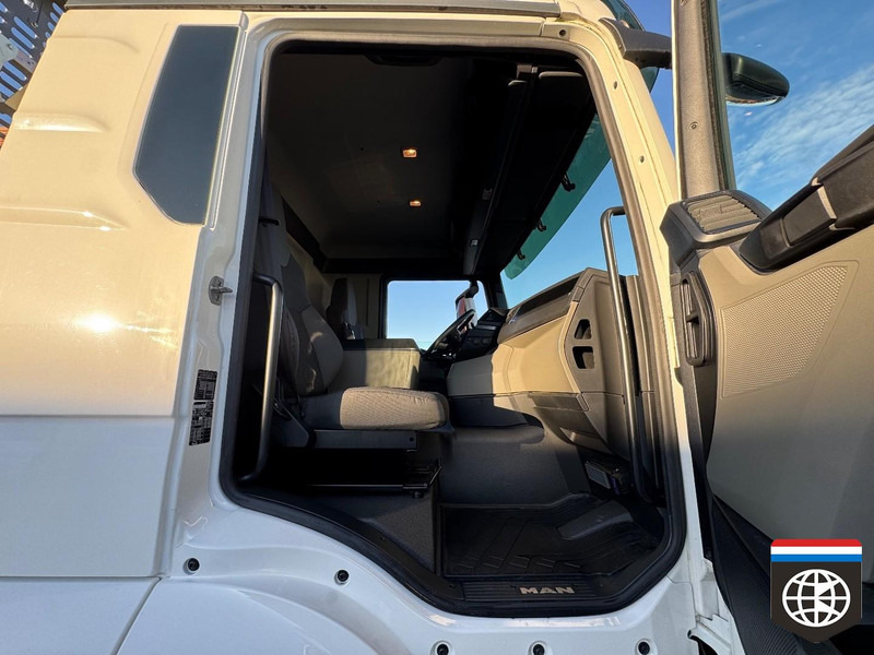 MAN TGX 26 470 PALLFINGER 19 - RETARDER - concoustaat - Camion cu macara: Foto 4 MAN TGX 26 470 PALLFINGER 19 - RETARDER - concoustaat - Camion cu macara: Foto 4