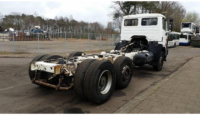 Mercedes-Benz 2524 L - Camion şasiu: Foto 4 Mercedes-Benz 2524 L - Camion şasiu: Foto 4