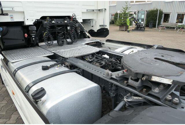 DAF XG 530 FT 4x2, Intarder, 2x Tank, Standklima - Cap tractor: Foto 4 DAF XG 530 FT 4x2, Intarder, 2x Tank, Standklima - Cap tractor: Foto 4