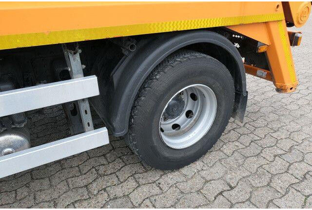 Iveco 160 E EuroCargo 4x2, VDL P-10, teleskop., Funk - Camion cu sistem de cablu: Foto 4 Iveco 160 E EuroCargo 4x2, VDL P-10, teleskop., Funk - Camion cu sistem de cablu: Foto 4