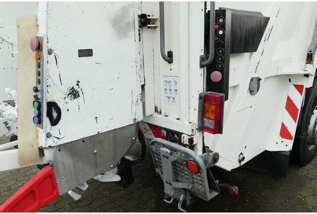 Mercedes-Benz 2532 L Actros 6x2, Faun, Variopress, Zöller, AC - Autogunoiere: Foto 5 Mercedes-Benz 2532 L Actros 6x2, Faun, Variopress, Zöller, AC - Autogunoiere: Foto 5