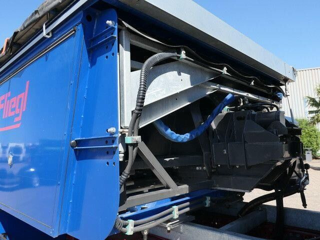 Maşină de asfaltat nou Mercedes-Benz 2548 L Arocs HAD 6x4, Asphalt, Bitumen, Fliegl: Foto 7 Maşină de asfaltat nou Mercedes-Benz 2548 L Arocs HAD 6x4, Asphalt, Bitumen, Fliegl: Foto 7