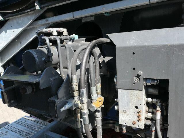 Mercedes-Benz 2548 L Arocs HAD 6x4, Asphalt, Bitumen, Fliegl - Maşină de asfaltat: Foto 5 Mercedes-Benz 2548 L Arocs HAD 6x4, Asphalt, Bitumen, Fliegl - Maşină de asfaltat: Foto 5