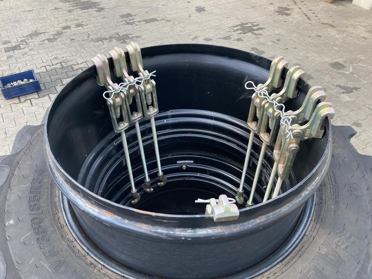 Alliance 380/85R34 - Anvelopă pentru Utilaje agricole: Foto 3 Alliance 380/85R34 - Anvelopă pentru Utilaje agricole: Foto 3