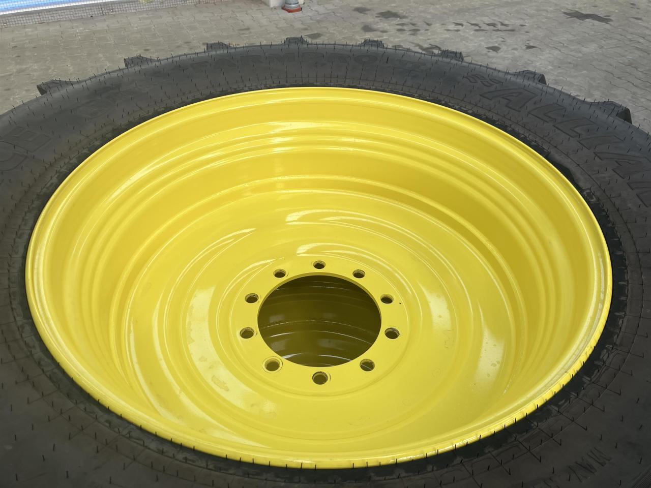 Alliance 520/85R38 - Anvelopă pentru Utilaje agricole: Foto 5 Alliance 520/85R38 - Anvelopă pentru Utilaje agricole: Foto 5