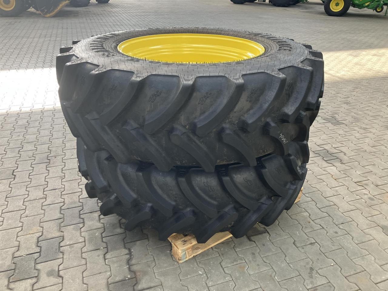 Alliance 520/85R38 - Anvelopă pentru Utilaje agricole: Foto 2 Alliance 520/85R38 - Anvelopă pentru Utilaje agricole: Foto 2