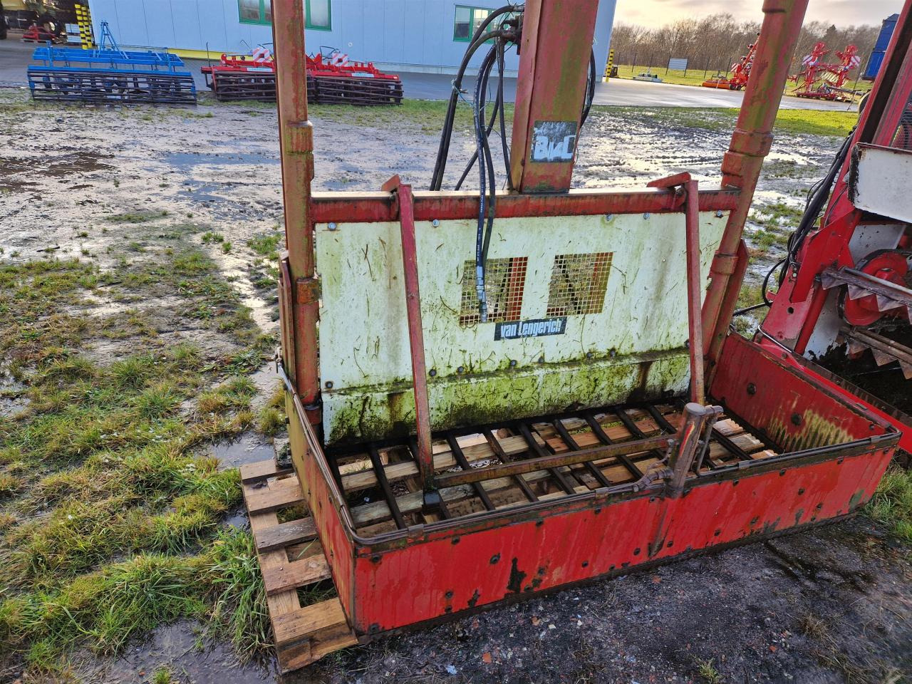 BVL - van Lengerich Topstar 170 DW - Utilaje de creştere vite: Foto 2 BVL - van Lengerich Topstar 170 DW - Utilaje de creştere vite: Foto 2