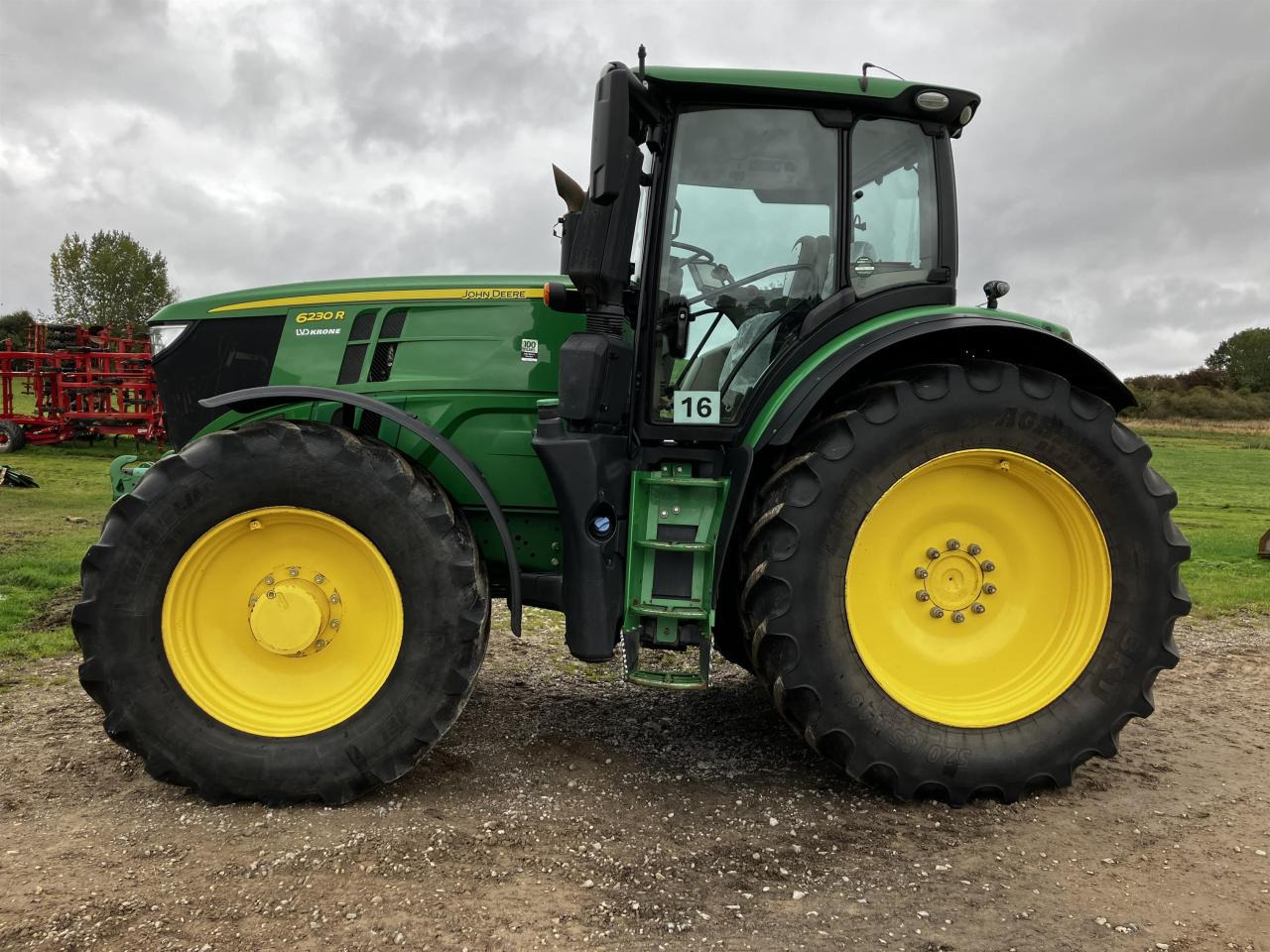 John Deere 6230R - Tractor agricol: Foto 1 John Deere 6230R - Tractor agricol: Foto 1