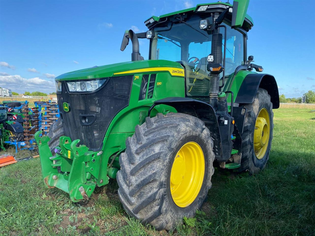 John Deere 7R 330 - Tractor agricol: Foto 1 John Deere 7R 330 - Tractor agricol: Foto 1