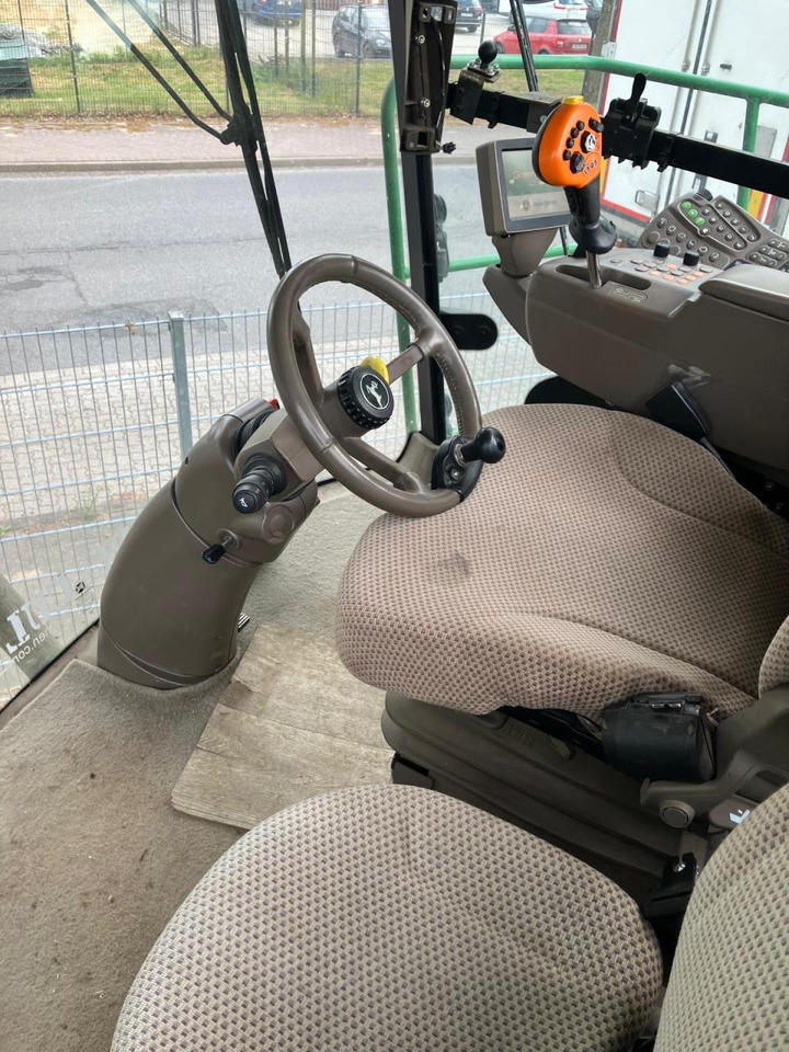 John Deere 8500 - Combină de Recoltat Furaj: Foto 4 John Deere 8500 - Combină de Recoltat Furaj: Foto 4