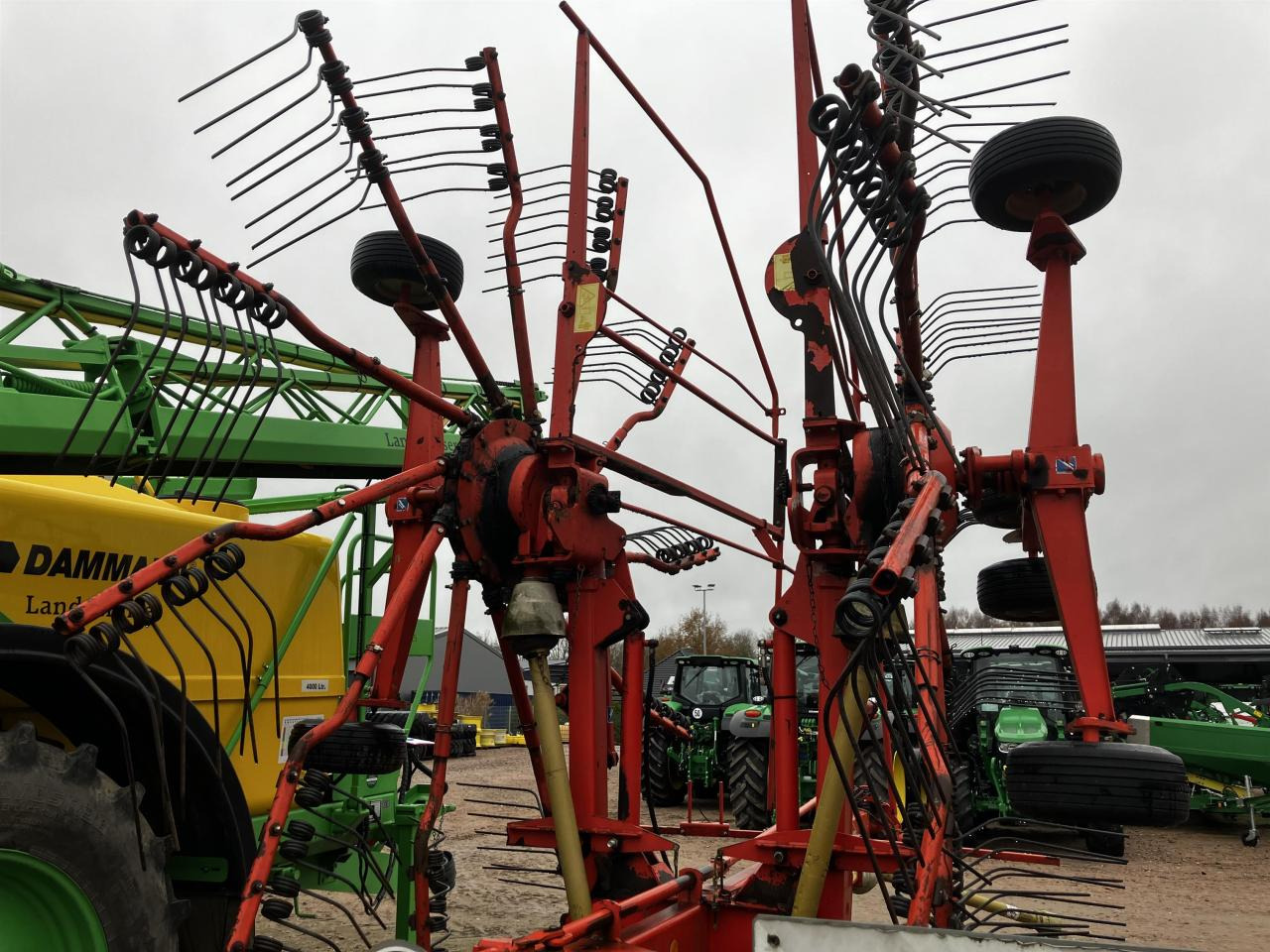 Kuhn GA 7501 - Maşină de întors fânul: Foto 3 Kuhn GA 7501 - Maşină de întors fânul: Foto 3