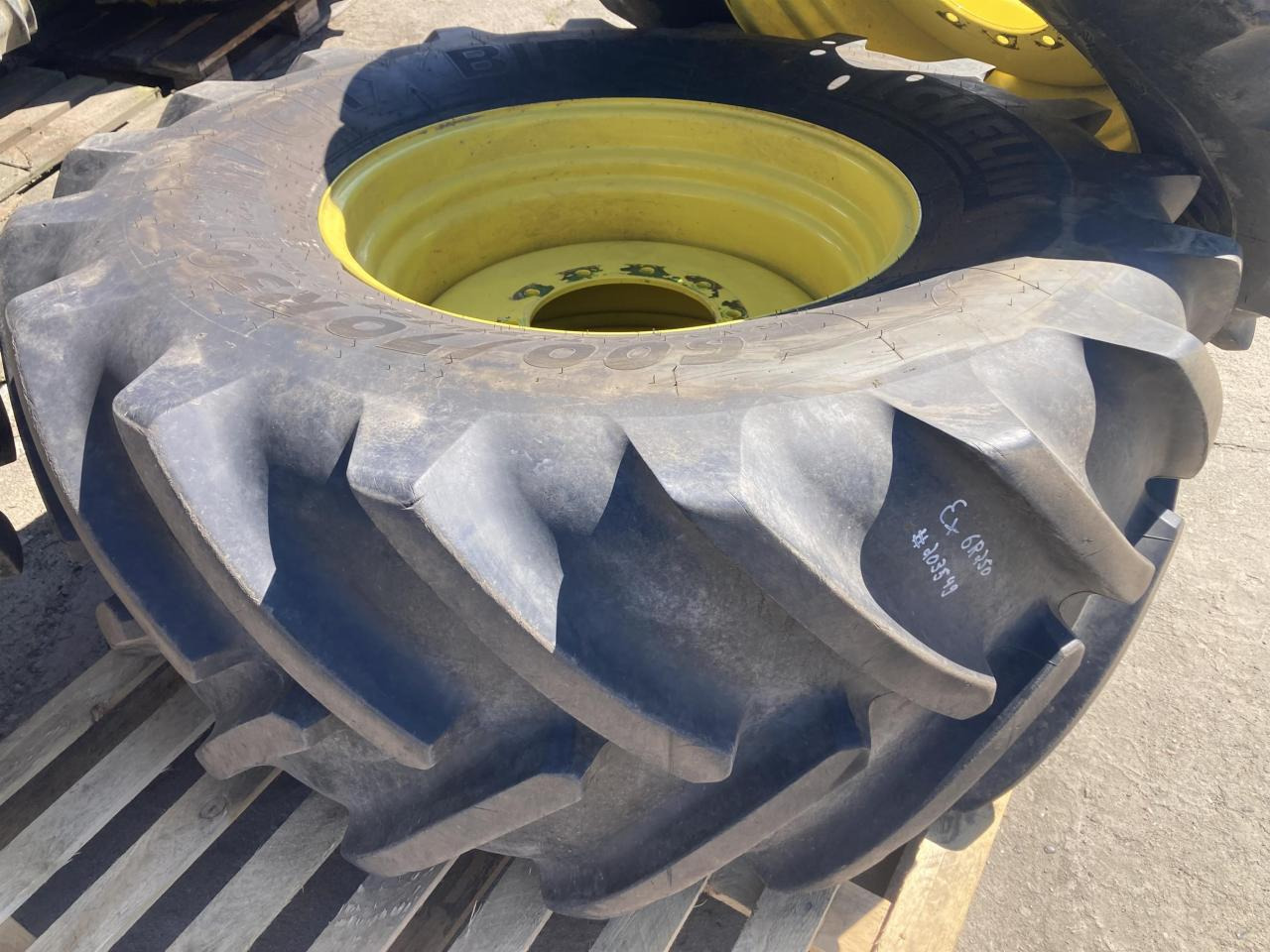 Michelin 600/70R30 - Anvelopă pentru Utilaje agricole: Foto 2 Michelin 600/70R30 - Anvelopă pentru Utilaje agricole: Foto 2