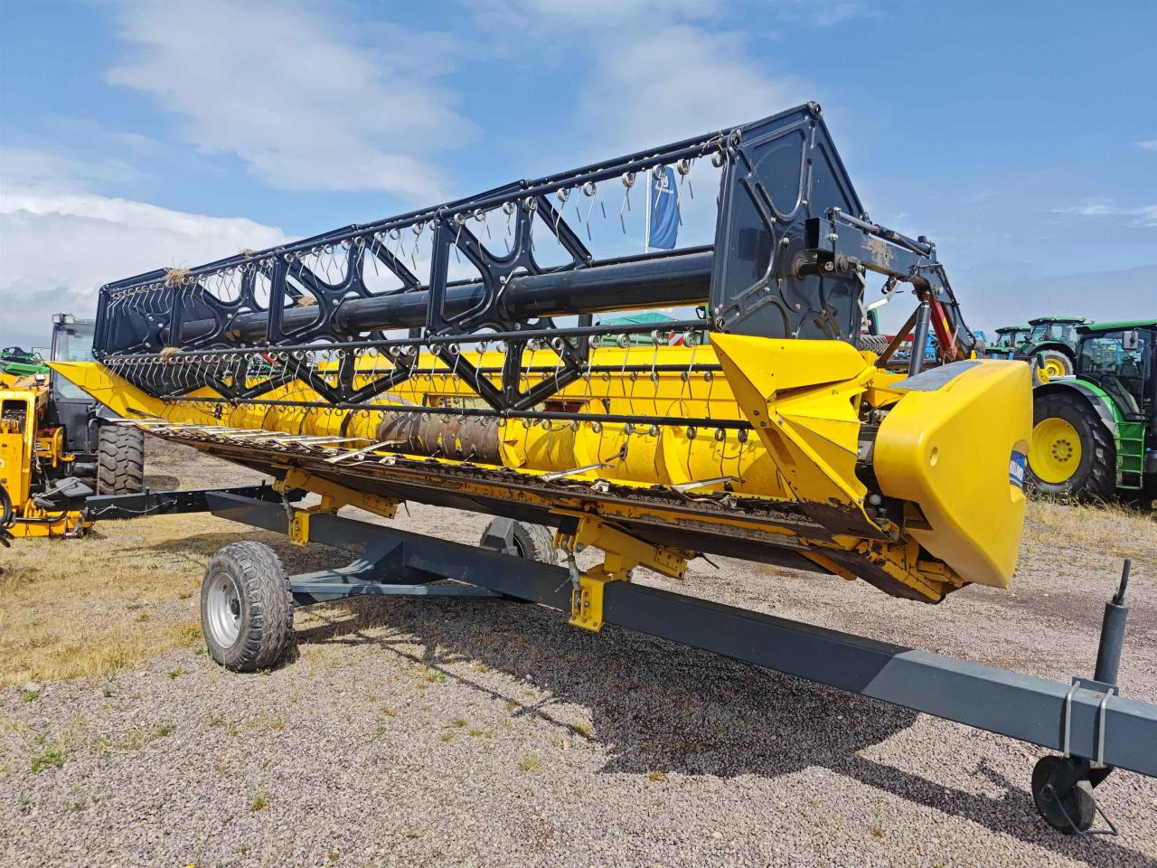 New Holland CX 5.80 - Combină de recoltat cereale: Foto 2 New Holland CX 5.80 - Combină de recoltat cereale: Foto 2