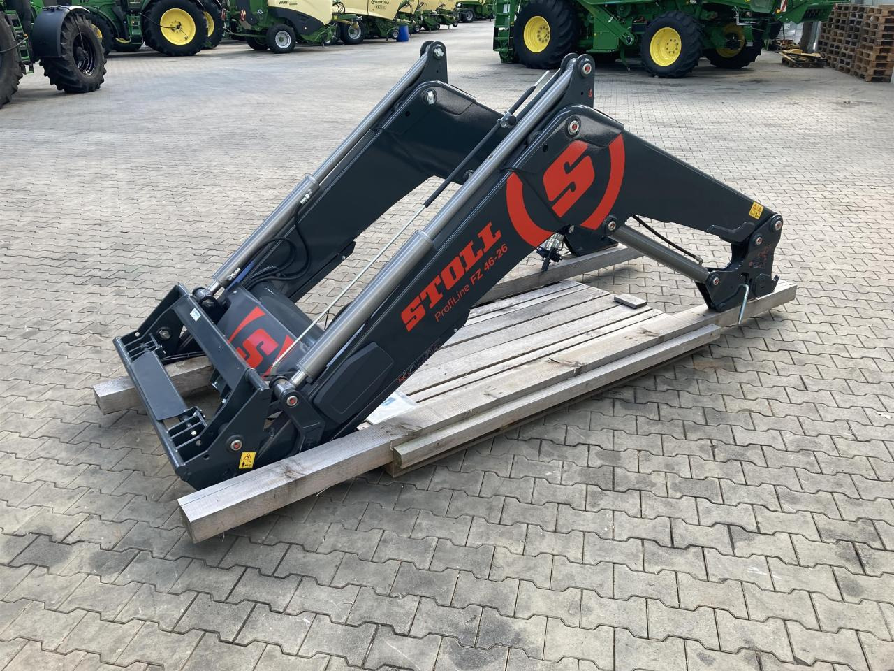 Stoll FZ 46-26.1 - Încarcator frontal pentru tractor: Foto 2 Stoll FZ 46-26.1 - Încarcator frontal pentru tractor: Foto 2
