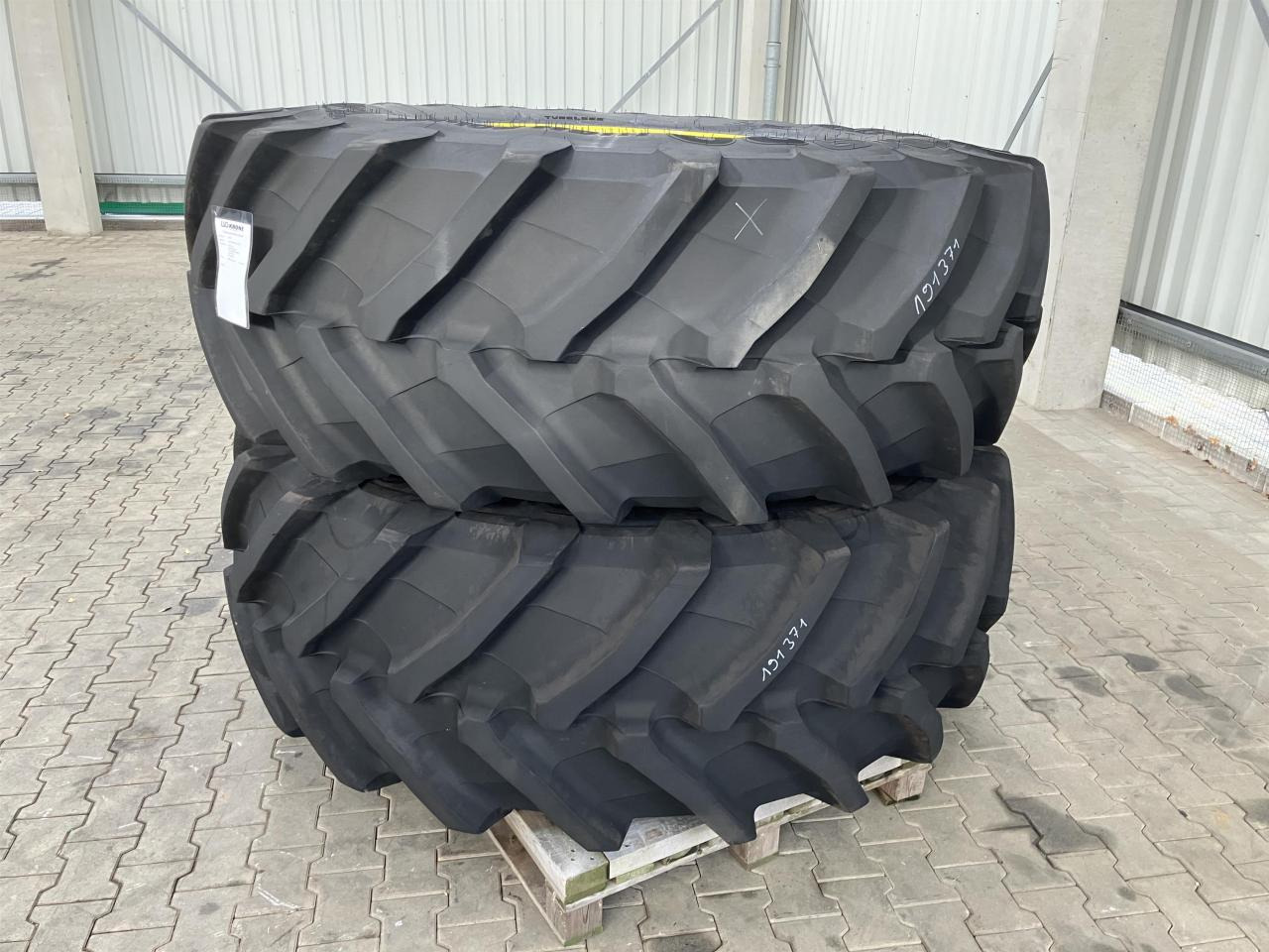 Trelleborg 650/85R38 - Anvelopă pentru Utilaje agricole: Foto 1 Trelleborg 650/85R38 - Anvelopă pentru Utilaje agricole: Foto 1