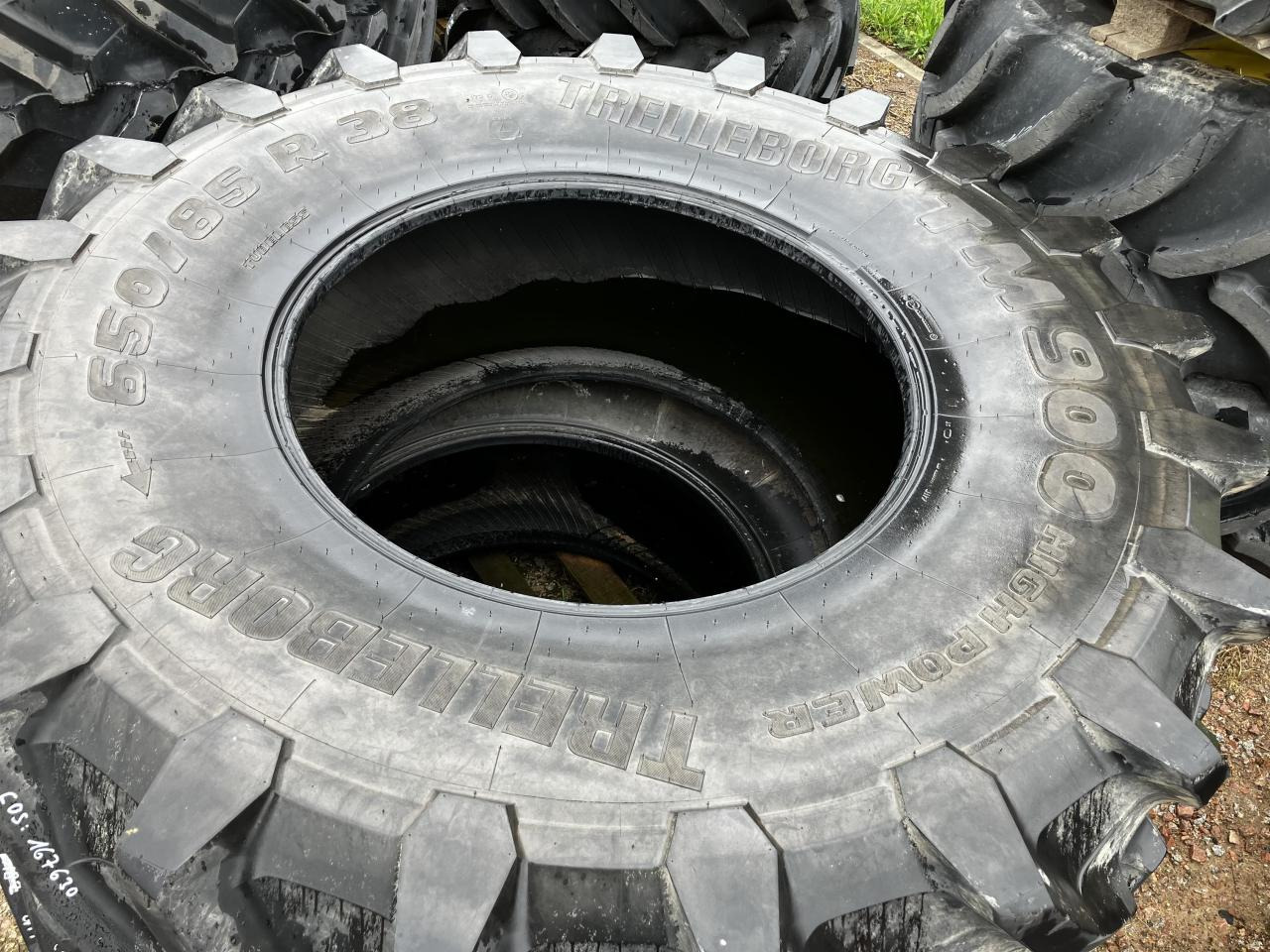 Trelleborg 650/85R38 - Anvelopă pentru Utilaje agricole: Foto 4 Trelleborg 650/85R38 - Anvelopă pentru Utilaje agricole: Foto 4