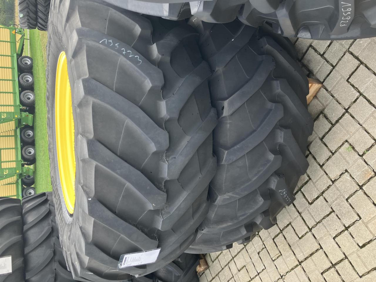 Trelleborg 710/75R42 - Anvelopă pentru Utilaje agricole: Foto 3 Trelleborg 710/75R42 - Anvelopă pentru Utilaje agricole: Foto 3