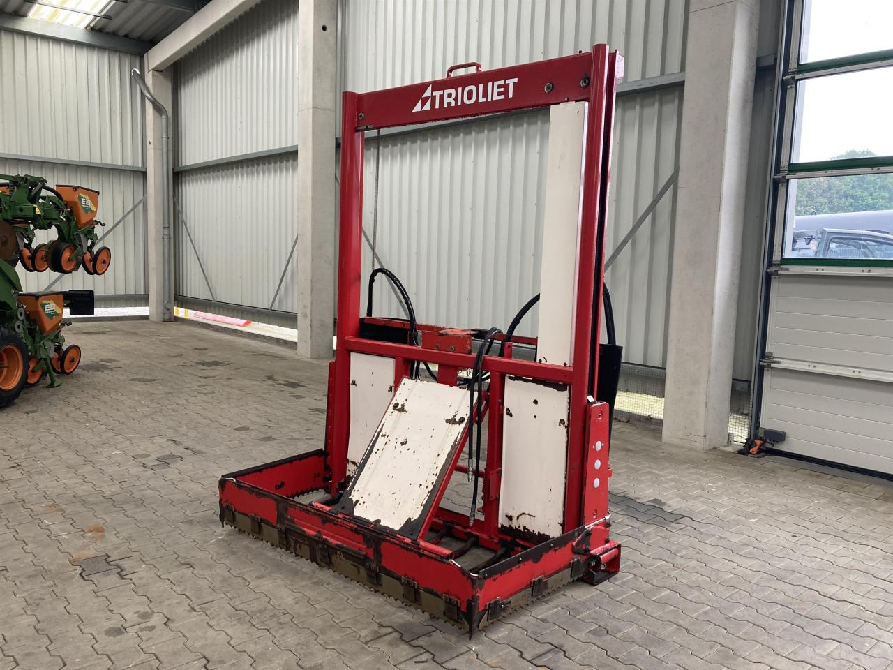 Trioliet TU 170 - Utilaje de creştere vite: Foto 1 Trioliet TU 170 - Utilaje de creştere vite: Foto 1