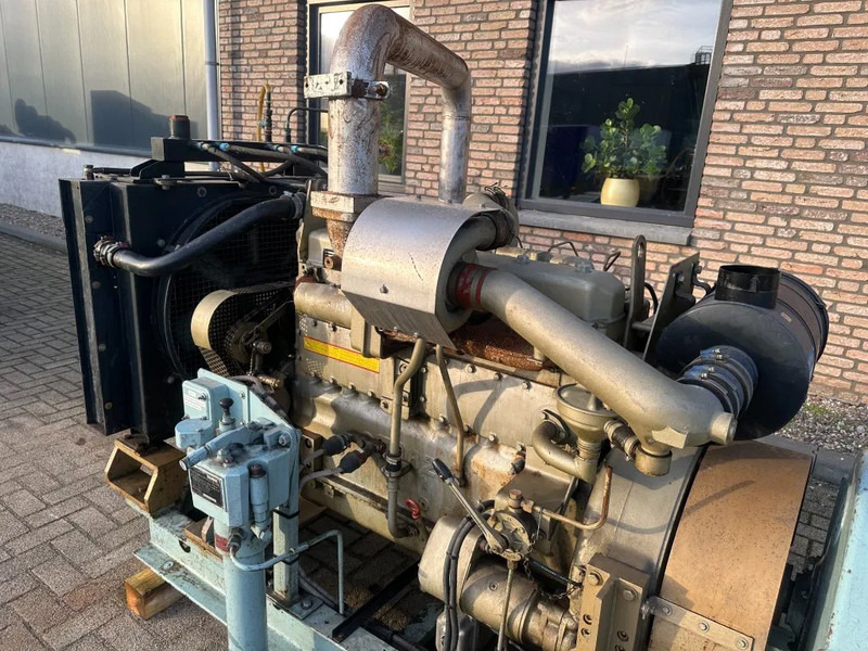 DAF DHTD 825 A 80 kVA noodstroom generatorset aggregaat ex Emergency - Generator electric: Foto 4 DAF DHTD 825 A 80 kVA noodstroom generatorset aggregaat ex Emergency - Generator electric: Foto 4