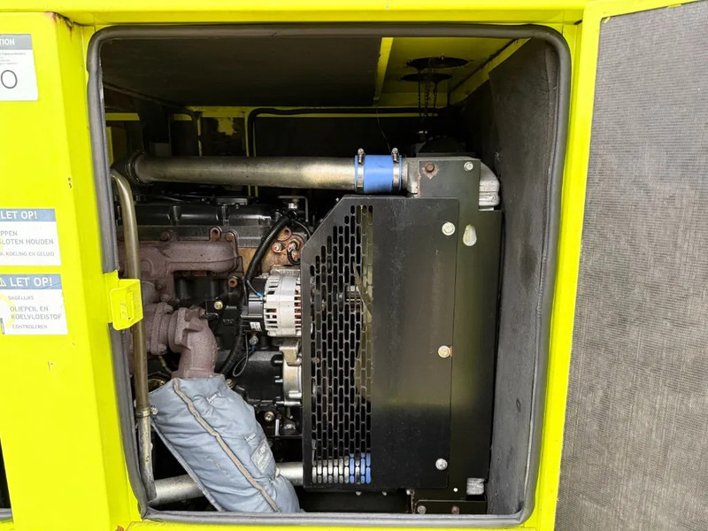 GESAN DPR 100 Perkins Stamford 100 kVA Silent Rental generatorset - Generator electric: Foto 4 GESAN DPR 100 Perkins Stamford 100 kVA Silent Rental generatorset - Generator electric: Foto 4