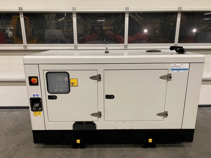 Himoinsa Yanmar Stamford 45 kVA Supersilent generatorset Nieuw ! - Generator electric: Foto 1 Himoinsa Yanmar Stamford 45 kVA Supersilent generatorset Nieuw ! - Generator electric: Foto 1