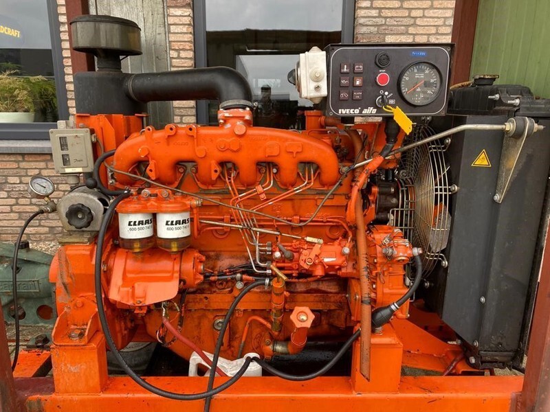 Iveco 8061 I 25.00 Waterpomp Caprari 144 m3 / h 12 Bar Mobiele Beregenings pompset - Pompă de apă: Foto 4 Iveco 8061 I 25.00 Waterpomp Caprari 144 m3 / h 12 Bar Mobiele Beregenings pompset - Pompă de apă: Foto 4