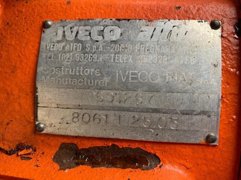 Iveco 8061 I 25.05 waterpomp set 144 m3 / h 12 Bar mobiele Beregening pompset - Pompă de apă: Foto 5 Iveco 8061 I 25.05 waterpomp set 144 m3 / h 12 Bar mobiele Beregening pompset - Pompă de apă: Foto 5