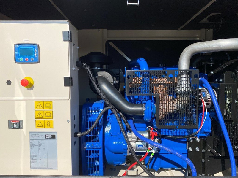 Generator electric nou Perkins 1104A-44T FG Wilson 88 kVA Supersilent generatorset New !: Foto 14