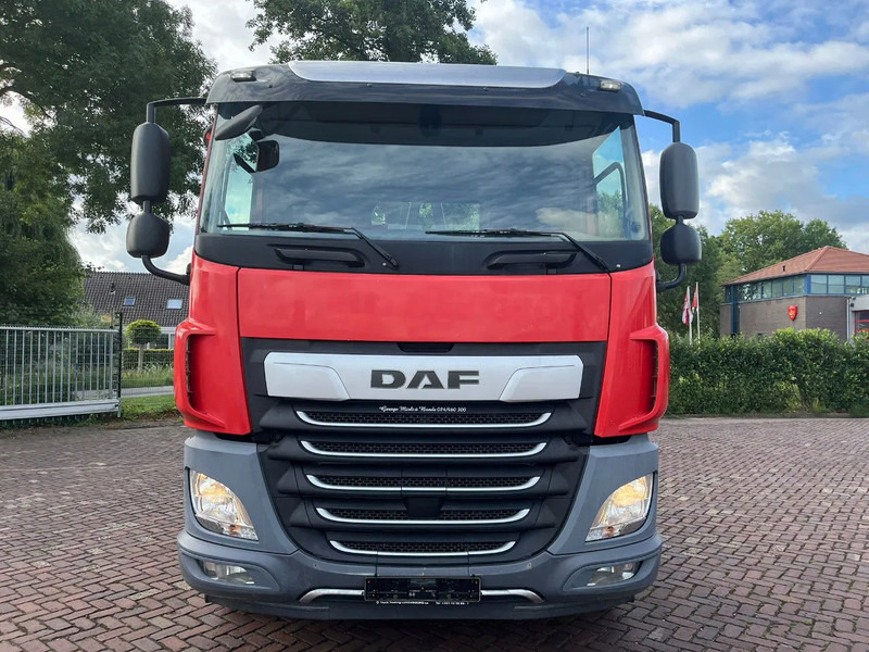 DAF CF 530 FAT intarder - Cap tractor: Foto 3 DAF CF 530 FAT intarder - Cap tractor: Foto 3